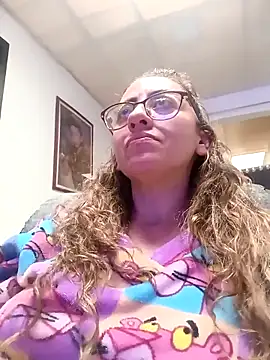 miss hanna07 online show from March 7, 9:38 pm