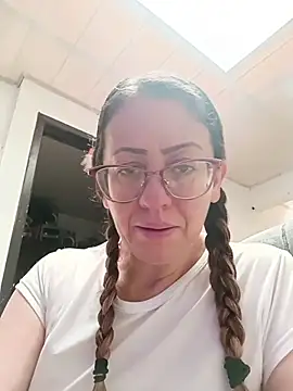 miss hanna07 online show from November 26, 2:51 pm