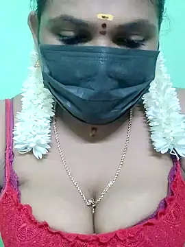 Snapshot of malliga98 chatting on January 5, 6:24 pm malliga98 online show from January 5, 6:24 pm
