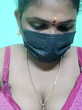 Snapshot of malliga98 chatting on February 8, 8:53 pm malliga98 online show from February 8, 8:53 pm