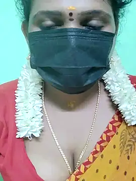 Snapshot of malliga98 chatting on February 17, 8:26 pm malliga98 online show from February 17, 8:26 pm