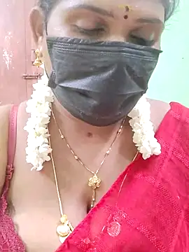 malliga98 online show from October 31, 7:04 pm