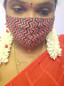 Snapshot of malliga98 chatting on February 5, 7:40 pm malliga98 online show from February 5, 7:40 pm