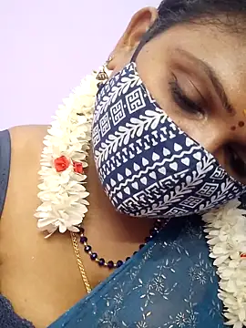 Snapshot of malliga98 chatting on February 25, 5:33 pm malliga98 online show from February 25, 5:33 pm