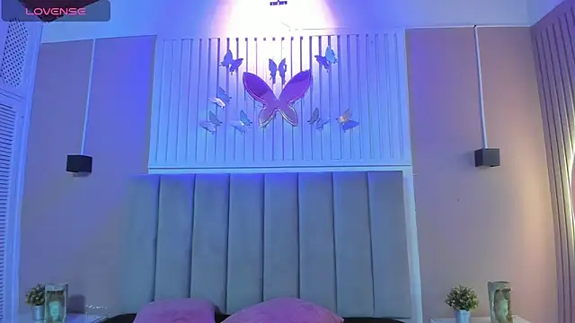 diosa cristal online show from October 9, 3:15 am