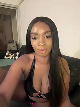 Snapshot of Priskaa chatting on January 9, 11:45 pm Priskaa online show from January 9, 11:45 pm