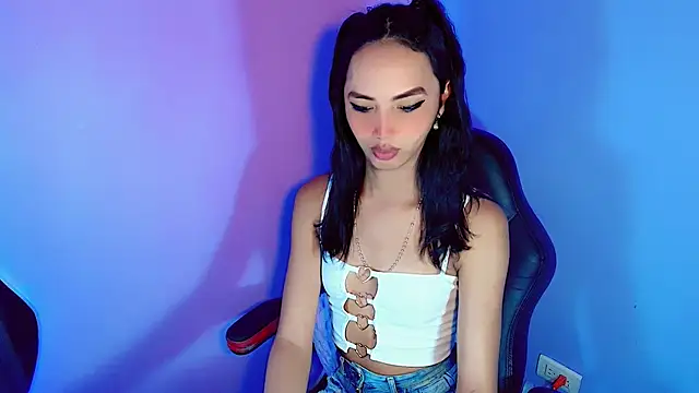 Babyenderlyn online show from March 4, 9:00 pm