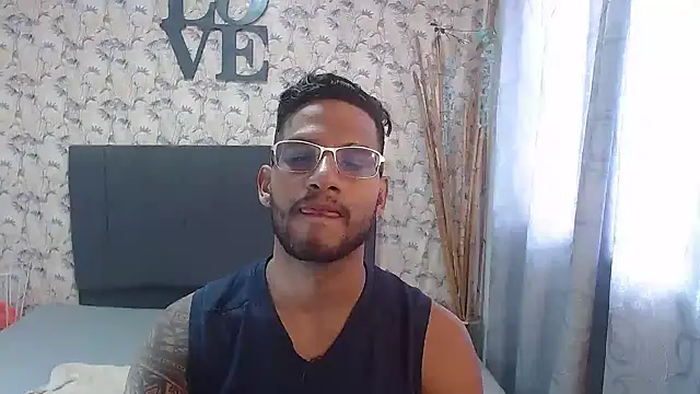 sweet-blowork online show from December 14, 6:41 pm