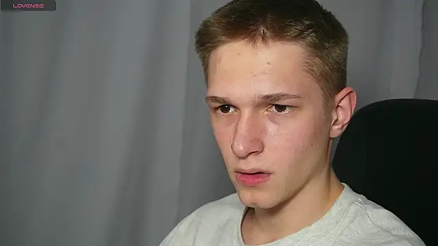 dustyn fox online show from February 2, 2:02 pm