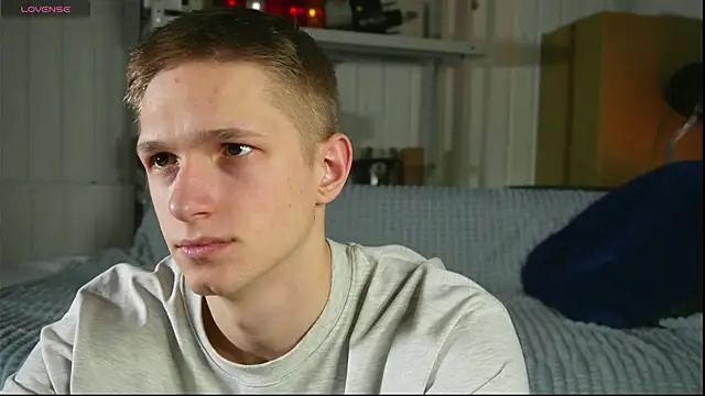 dustyn fox online show from February 5, 2:37 pm