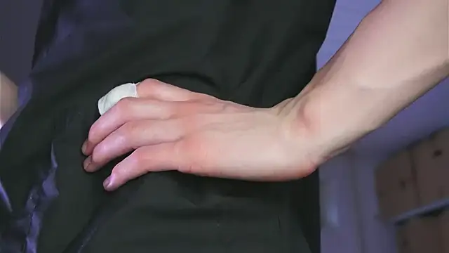 dustyn fox online show from March 30, 11:00 am