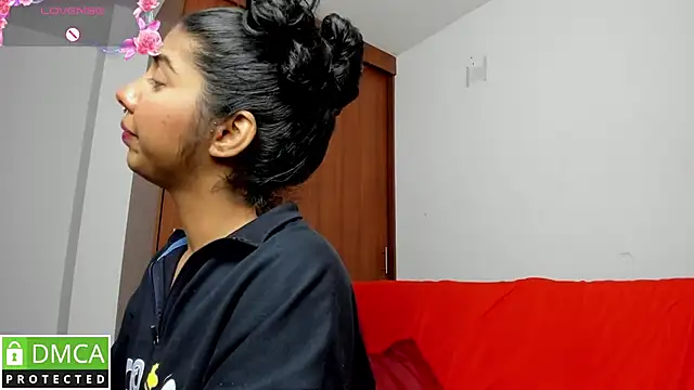 Snapshot of jasmine_bunny_ chatting on February 15, 4:25 am jasmine bunny  online show from February 15, 4:25 am