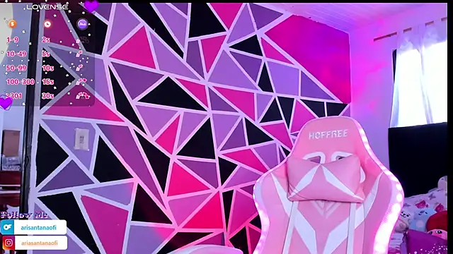 arisantana online show from November 22, 9:36 pm