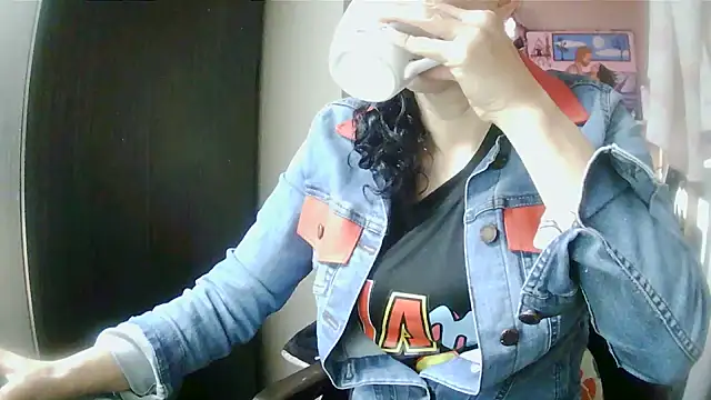 Jennys room 77 online show from June 28, 9:54 pm