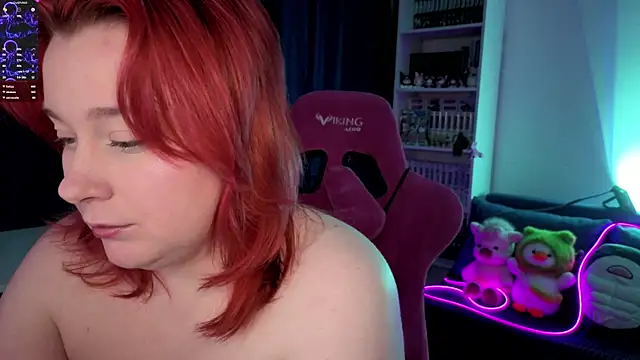 Snapshot of gitera_ chatting on June 26, 9:19 pm gitera online show from June 26, 9:19 pm