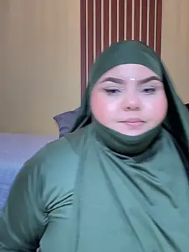  Shara Handal  online show from March 5, 10:11 am