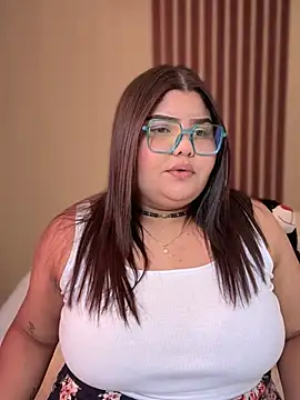  Shara Handal  online show from March 13, 1:50 pm