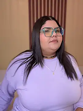  Shara Handal  online show from March 14, 9:03 am