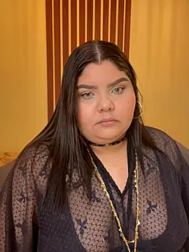  Shara Handal  online show from October 9, 8:01 am