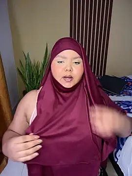 Snapshot of _Shara_Handal_ chatting on June 26, 7:57 am Shara Handal online show from June 26, 7:57 am