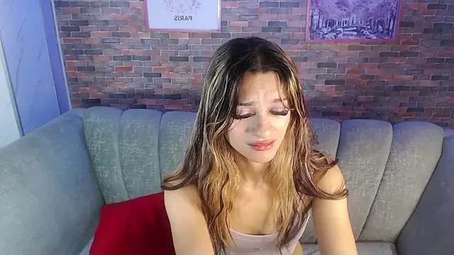 Laurita b online show from February 8, 11:45 pm