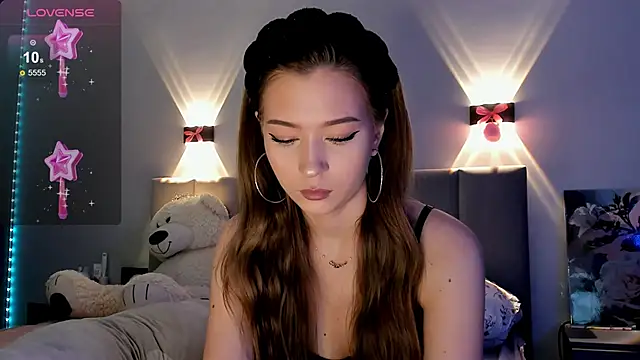 diana nier online show from September 30, 6:35 pm