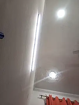 Snapshot of sona-877 chatting on December 17, 6:03 pm sona-877 online show from December 17, 6:03 pm