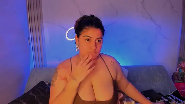 dayan silva  online show from December 20, 12:29 am