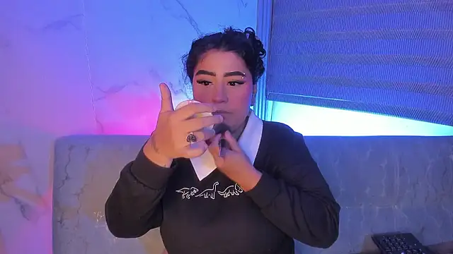 dayan silva  online show from March 13, 2:07 am