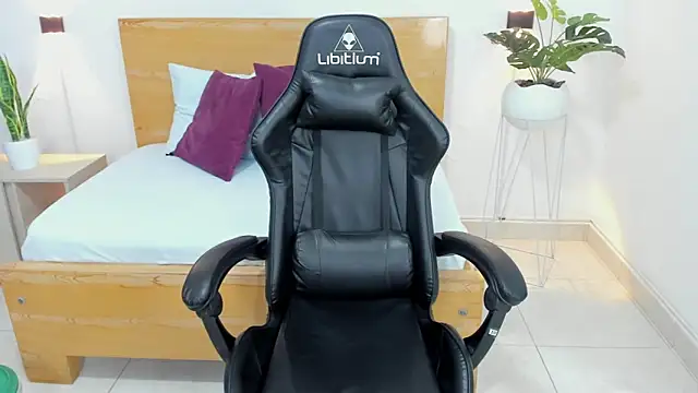 aixa 15 online show from January 3, 5:42 pm