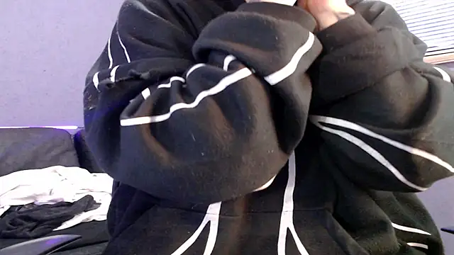 Snapshot of Andy_bapho chatting on September 14, 2:05 pm Andy bapho online show from September 14, 2:05 pm