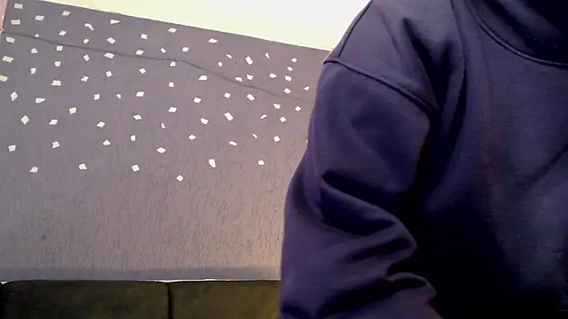 Snapshot of Andy_bapho chatting on September 15, 10:10 pm Andy bapho online show from September 15, 10:10 pm