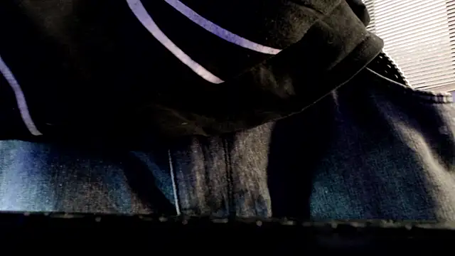 Snapshot of Andy_bapho chatting on October 7, 2:14 pm Andy bapho online show from October 7, 2:14 pm