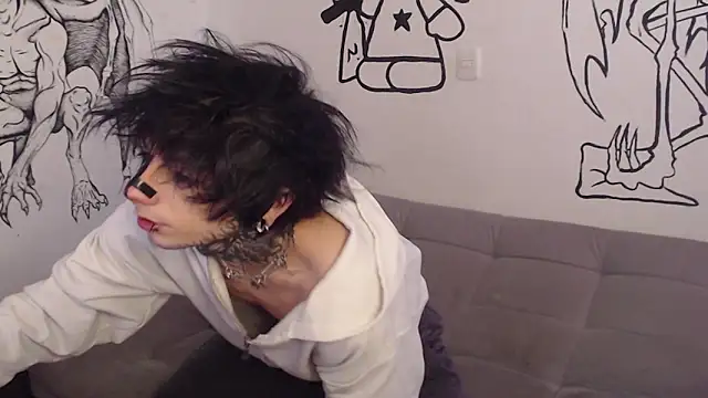 Snapshot of Andy_bapho chatting on April 8, 6:30 pm Andy bapho online show from April 8, 6:30 pm