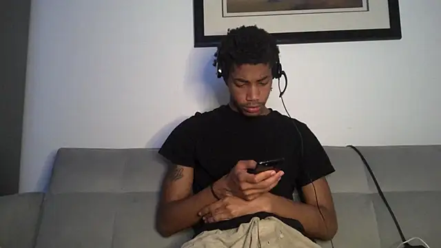 Skinnyblackman online show from December 14, 3:34 am