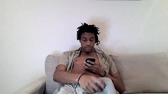 Skinnyblackman online show from February 4, 4:18 am