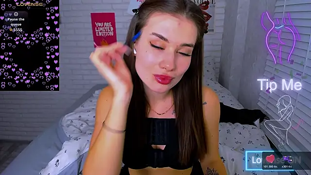 UrJoyy online show from April 16, 5:14 pm