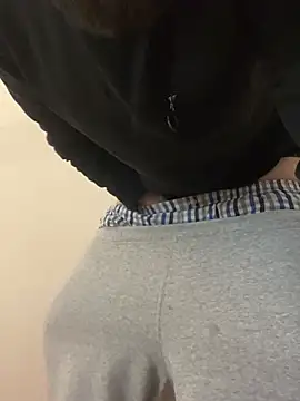 Snapshot of Bick_dick1997 chatting on February 3, 5:56 pm Bick dick1997 online show from February 3, 5:56 pm
