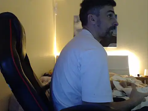 amydamarw online show from February 13, 4:19 am