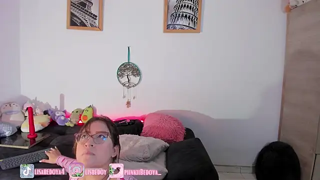 Amberbedoya  online show from October 3, 10:18 pm