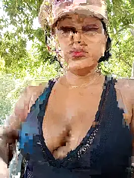 anaesca online show from September 13, 4:51 pm