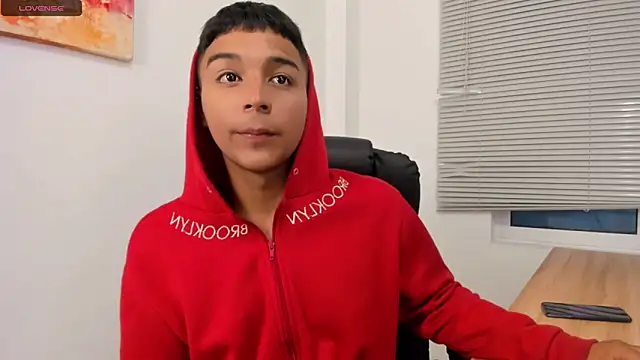 Seductivo jr online show from October 24, 5:15 am