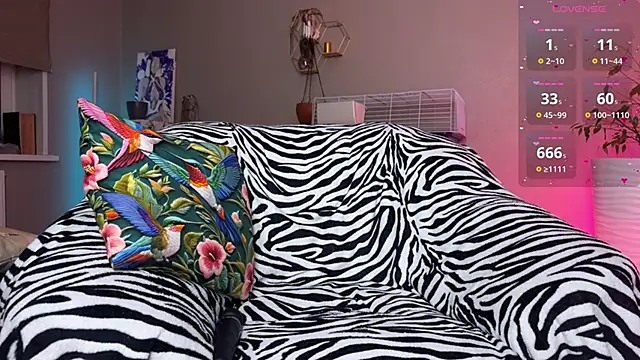 Tanya Acid online show from February 13, 3:57 am