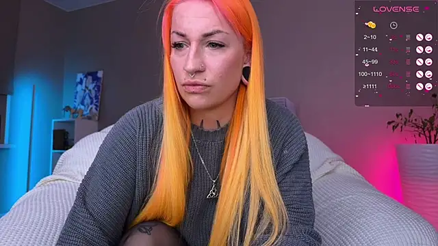 Tanya Acid online show from April 14, 6:47 pm