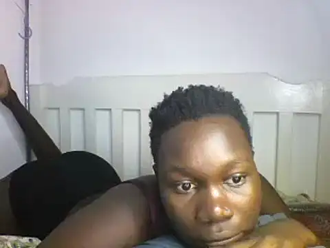 sexyqueen02 online show from December 29, 6:35 am