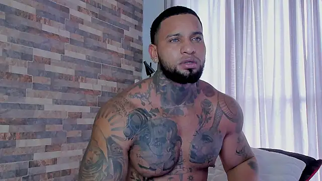 Snapshot of zaiin_diesel chatting on December 21, 1:10 pm zaiin diesel online show from December 21, 1:10 pm