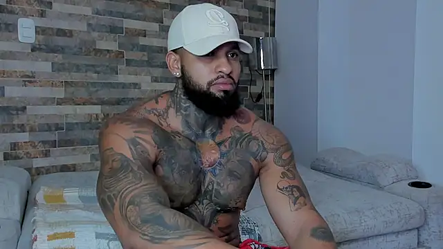 Snapshot of zaiin_diesel chatting on March 22, 1:11 am zaiin diesel online show from March 22, 1:11 am