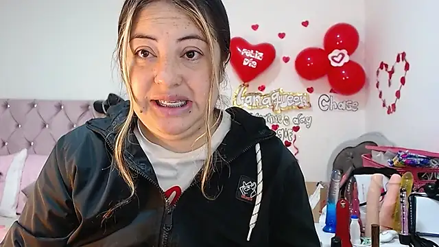 lanaqueen699 online show from February 26, 12:25 pm