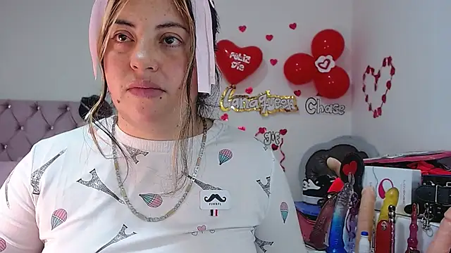 lanaqueen699 online show from March 21, 6:29 pm