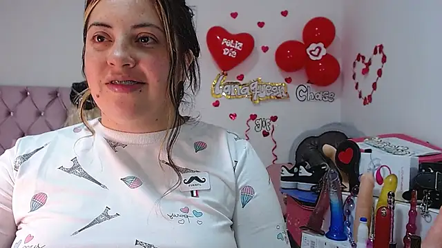 lanaqueen699 online show from March 21, 9:34 pm